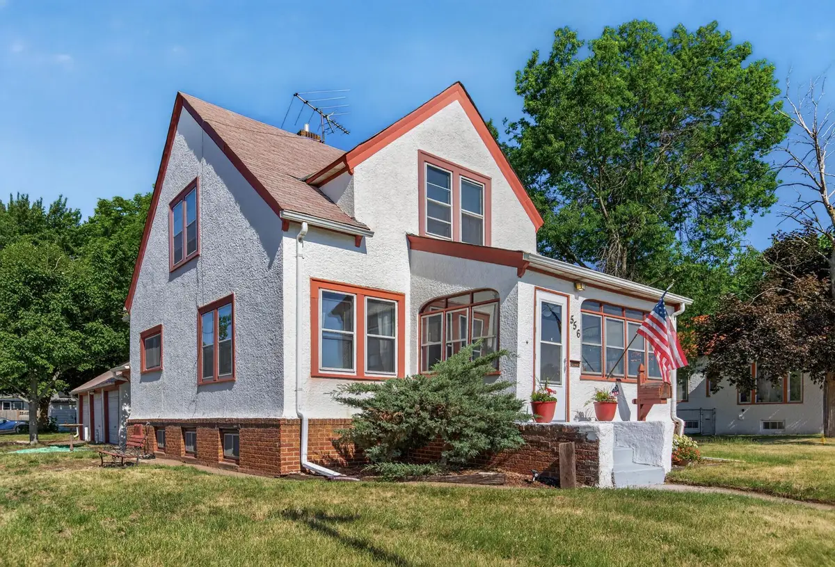 556 5th Avenue S, South Saint Paul, MN 55075 - #1