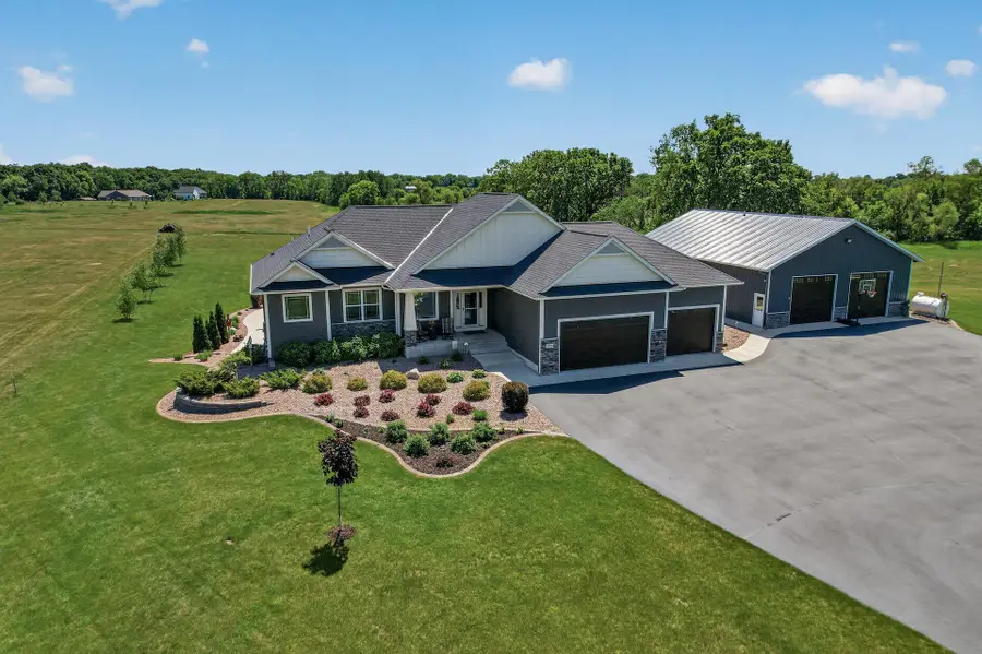 7979 117th Street Nw, Annandale, MN 55302 - #3