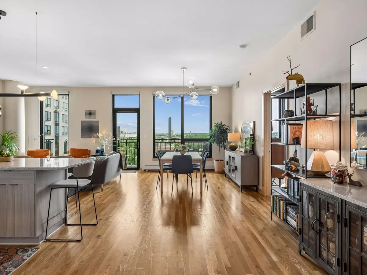 1240 S 2nd Street #828, Minneapolis, MN 55415 - #1