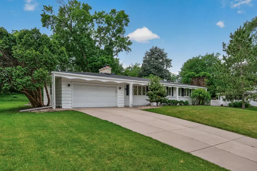 5249 W 92nd Street, Bloomington, MN 55437 - #2