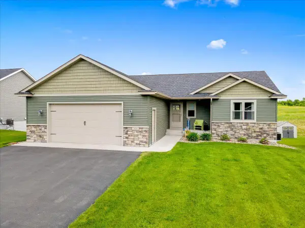 364 Prairie Road, New Richmond, WI 54017