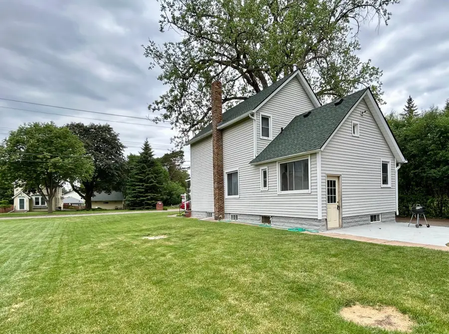 1380 Charlton Street, West Saint Paul, MN 55118 - #2