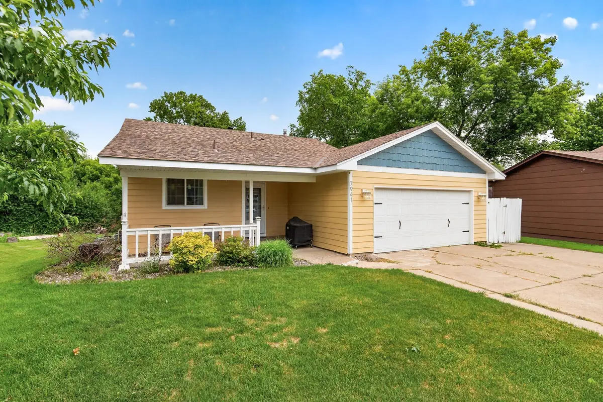 7941 Girard Court N, Brooklyn Park, MN 55444 - #1