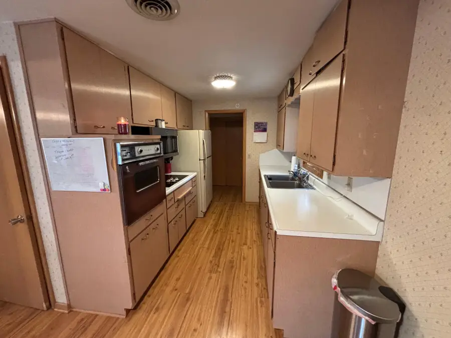 1103 Wilbur Street, Worthington, MN 56187 - #3