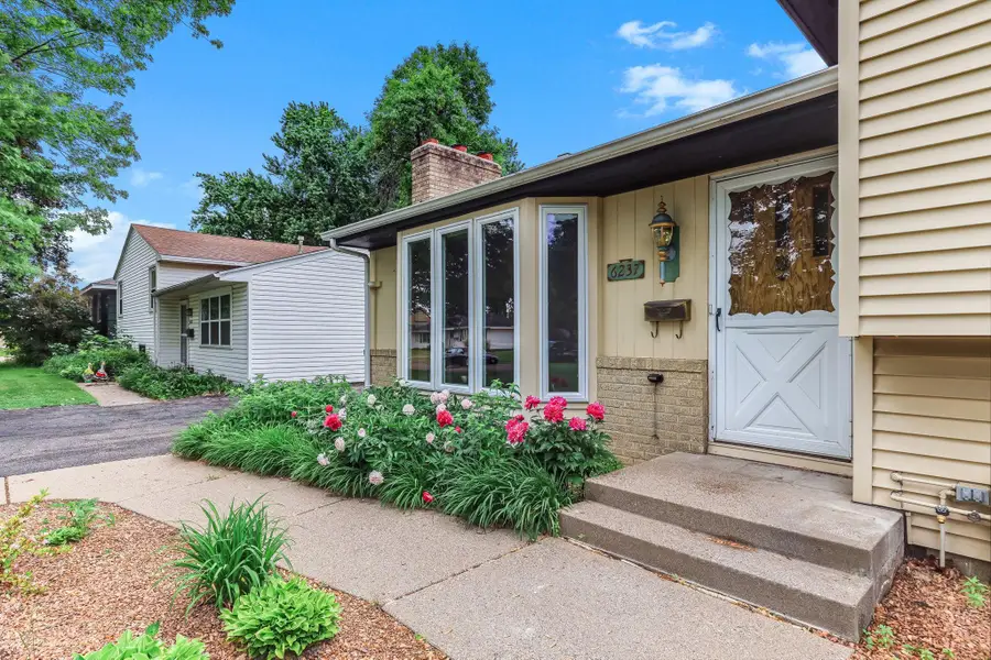 6237 Russell Avenue S, Richfield, MN 55423 - #3