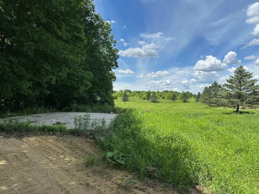 135 Windmill Way, Glenwood City, WI 54013 - #3