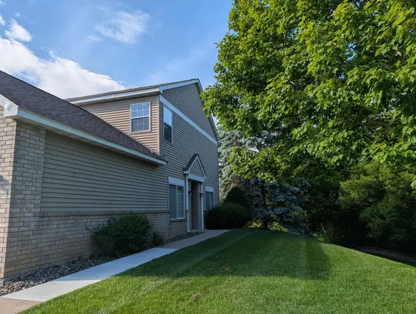 1202 Timber Way, Stillwater, MN 55082