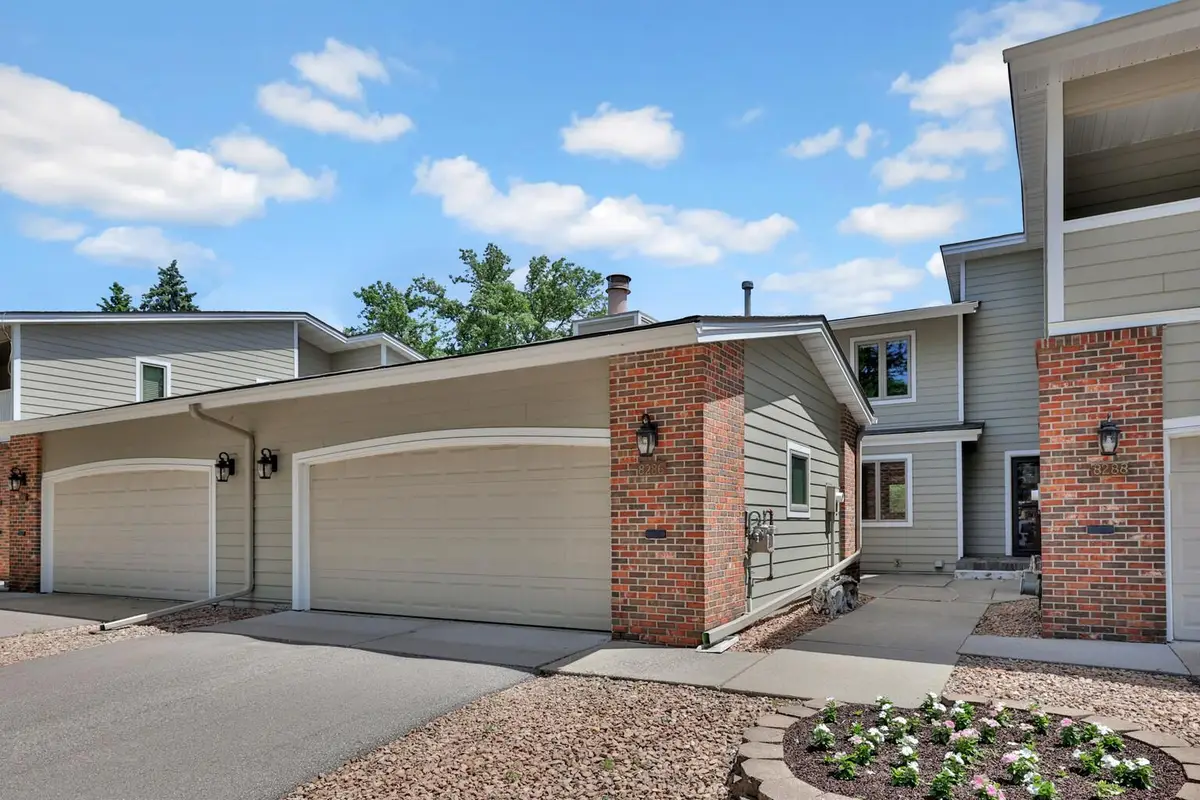 8286 Kingslee Road, Bloomington, MN 55438 - #1