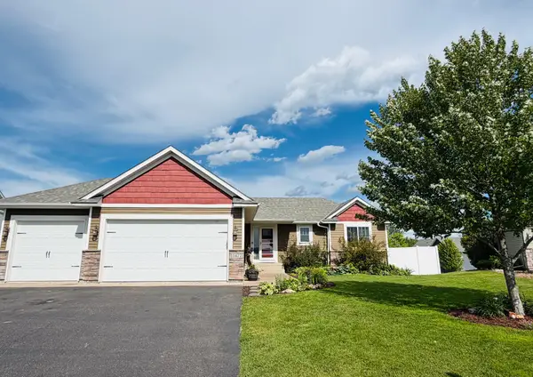 11477 Killarney Drive, Chisago City, MN 55013