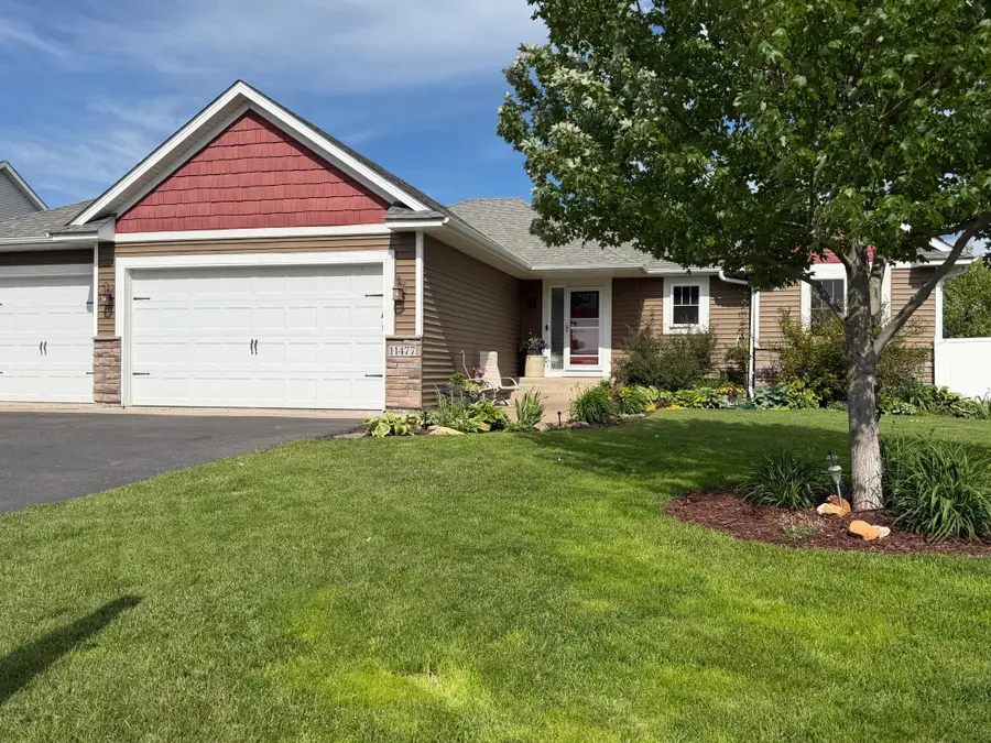 11477 Killarney Drive, Chisago City, MN 55013 - #3