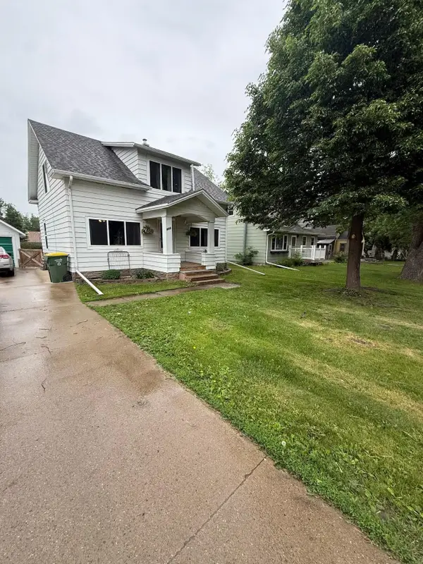 825 7th Street Sw, Pipestone, MN 56164