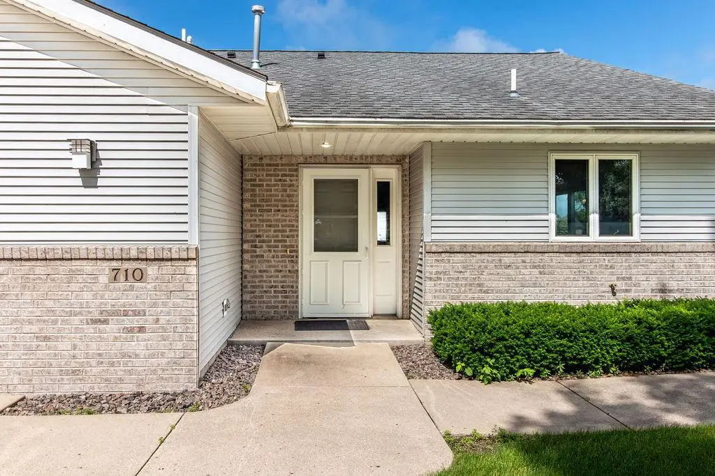 710 S 10th Street, Bird Island, MN 55310 - #1