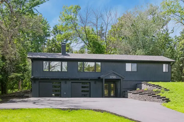 2720 Sandpiper Trail, Excelsior, MN 55331