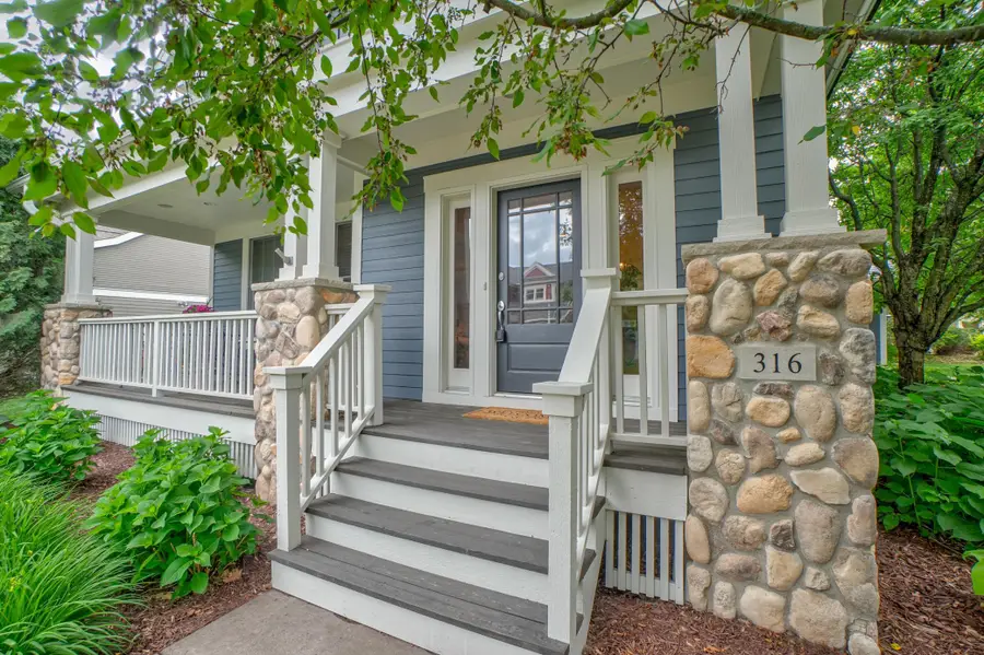 316 Country Road, Stillwater, MN 55082 - #2