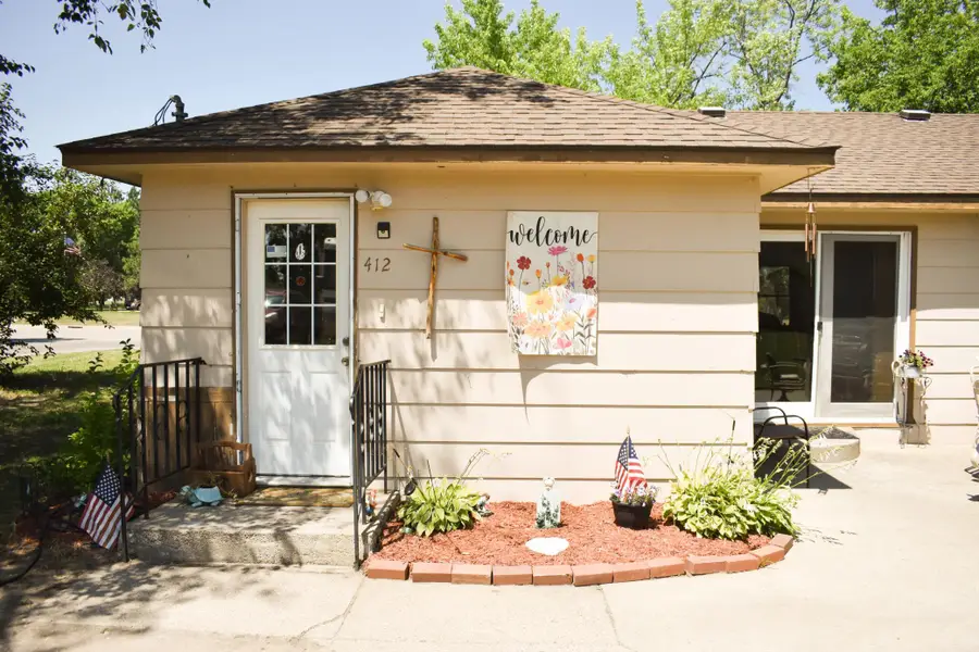 412 1st Street Ne, Menahga, MN 56464 - #2