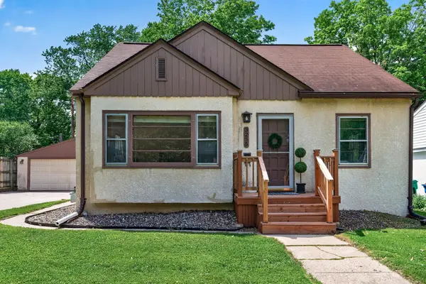 3255 Drew Avenue N, Robbinsdale, MN 55422