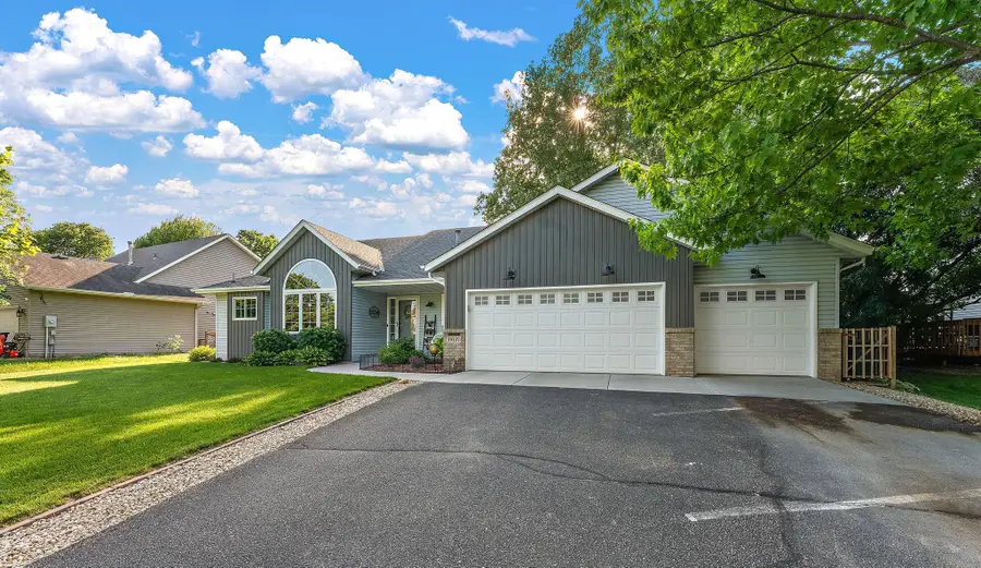 19137 Evenston Drive, Farmington, MN 55024 - #2