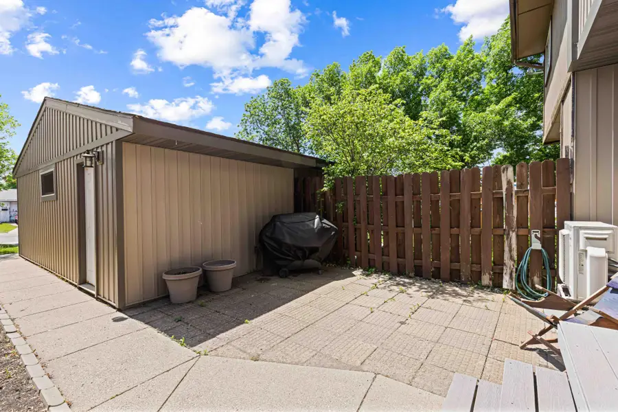 561 4th Avenue Nw, West Fargo, ND 58078 - #2