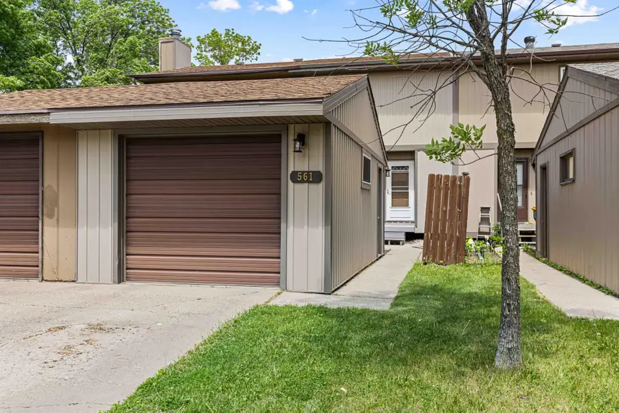561 4th Avenue Nw, West Fargo, ND 58078 - #3