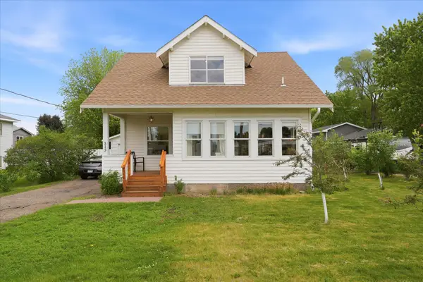 313 W 4th Street, Monticello, MN 55362