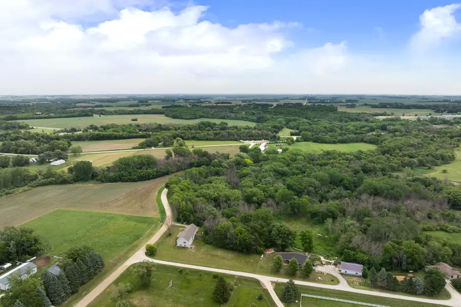 18486 625th Street, Dodge Center, MN 55927 - #3