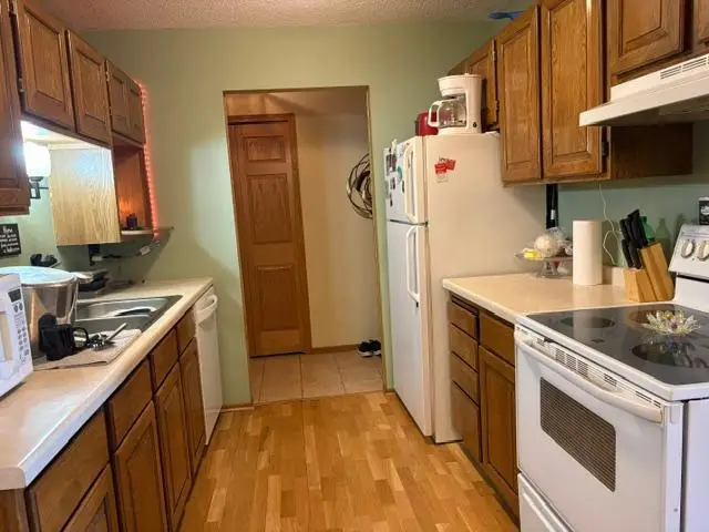 570 Whispering Lane #305, Hastings, MN 55033 - #2