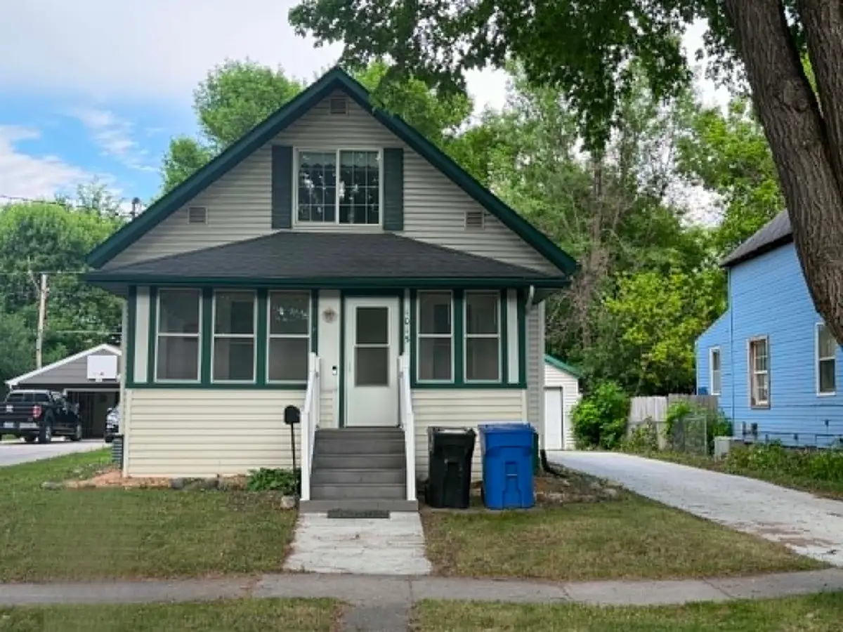 1015 12th Street N, Fargo, ND 58102 - #1