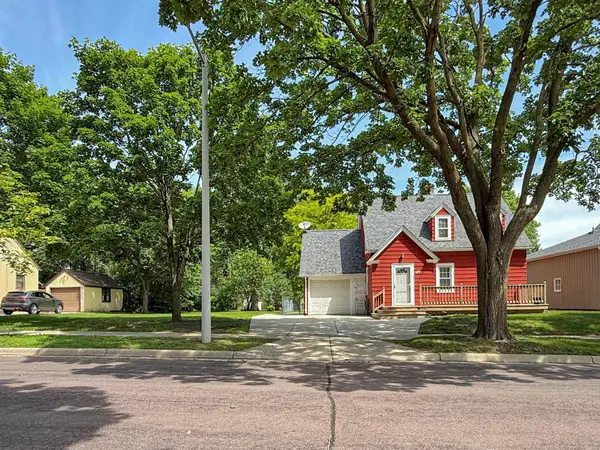 419 Webster Street, Fairmont, MN 56031