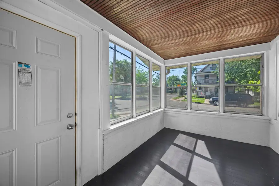 631 Western Avenue N, Saint Paul, MN 55103 - #2