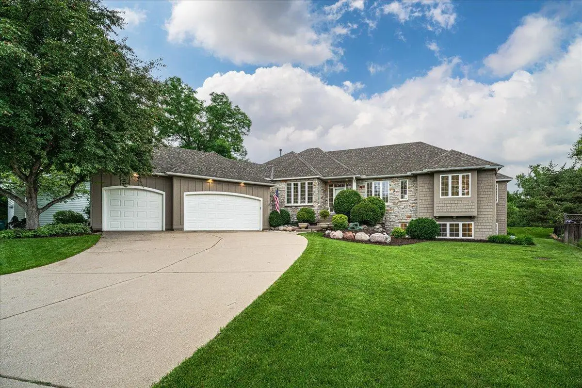 7806 Bush Lake Drive, Bloomington, MN 55438 - #1