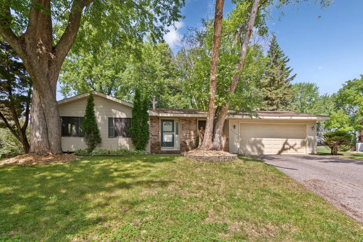 3404 Red Oak Circle N, Burnsville, MN 55337 - #1
