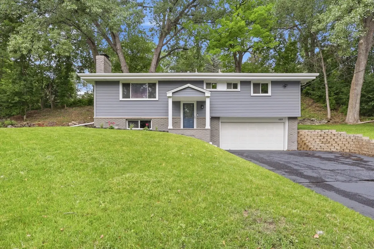 1325 Castle Court, Golden Valley, MN 55427 - #1