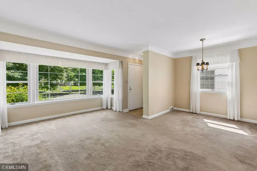 2133 Highland Parkway, Saint Paul, MN 55116 - #3