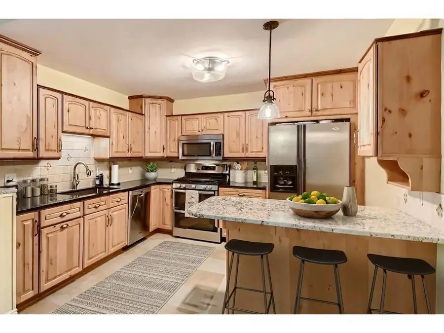 3260 Snelling Avenue N, Arden Hills, MN 55112 - #2