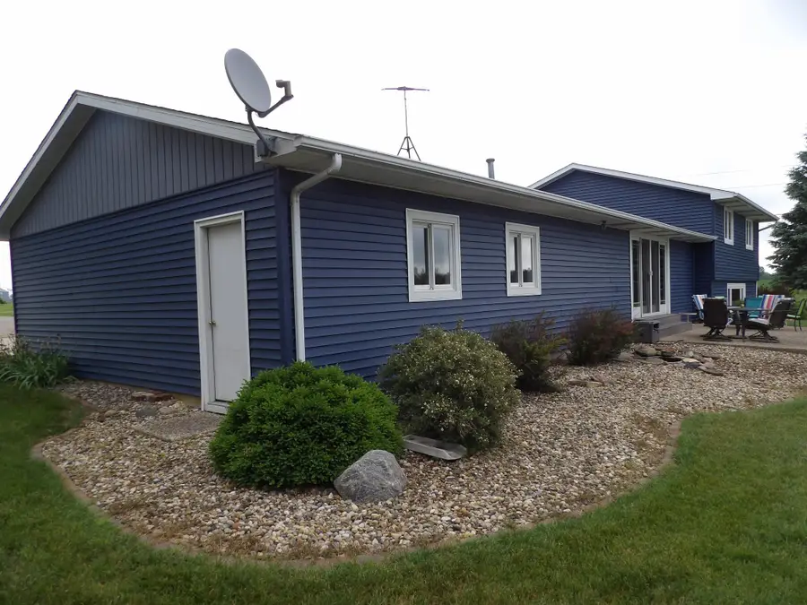 18831 Us Highway 69, Albert Lea, MN 56007 - #2