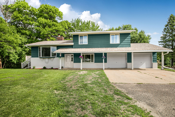 15984 Shelly Drive, Little Falls, MN 56345