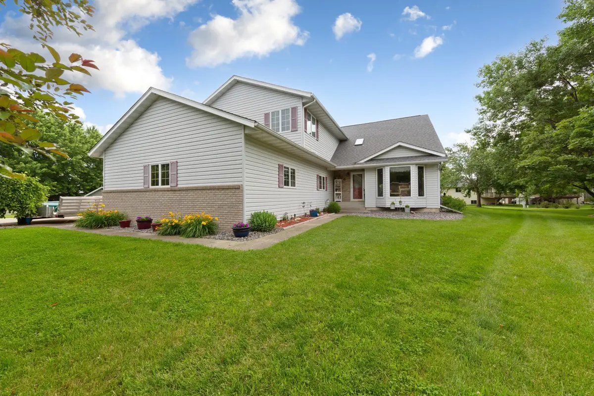 908 9th Street Se, Waseca, MN 56093 - #1