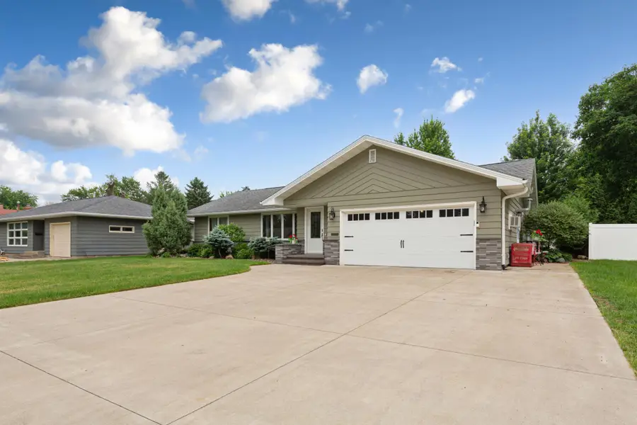 401 Murray Street, Owatonna, MN 55060 - #3