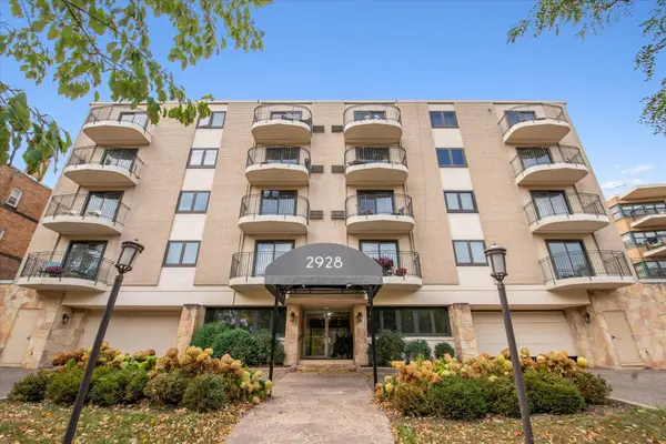 2928 Dean Parkway #2J, Minneapolis, MN 55416