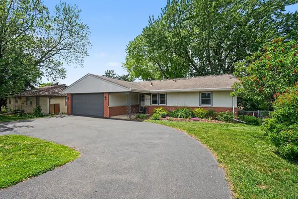 3404 Silver Lake Road Ne, Saint Anthony, MN 55418