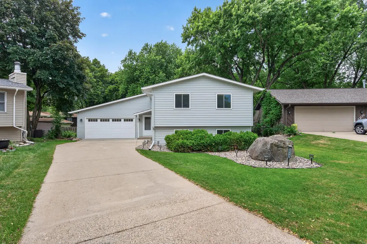 2210 Matterhorn Lane, Saint Paul, MN 55119 - #1