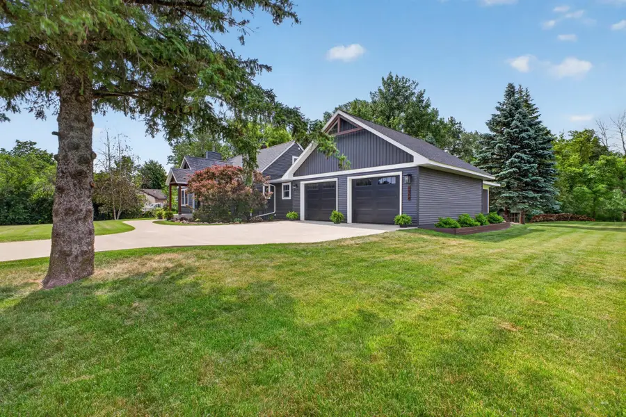 1914 12th Avenue Ne, Austin, MN 55912 - #2