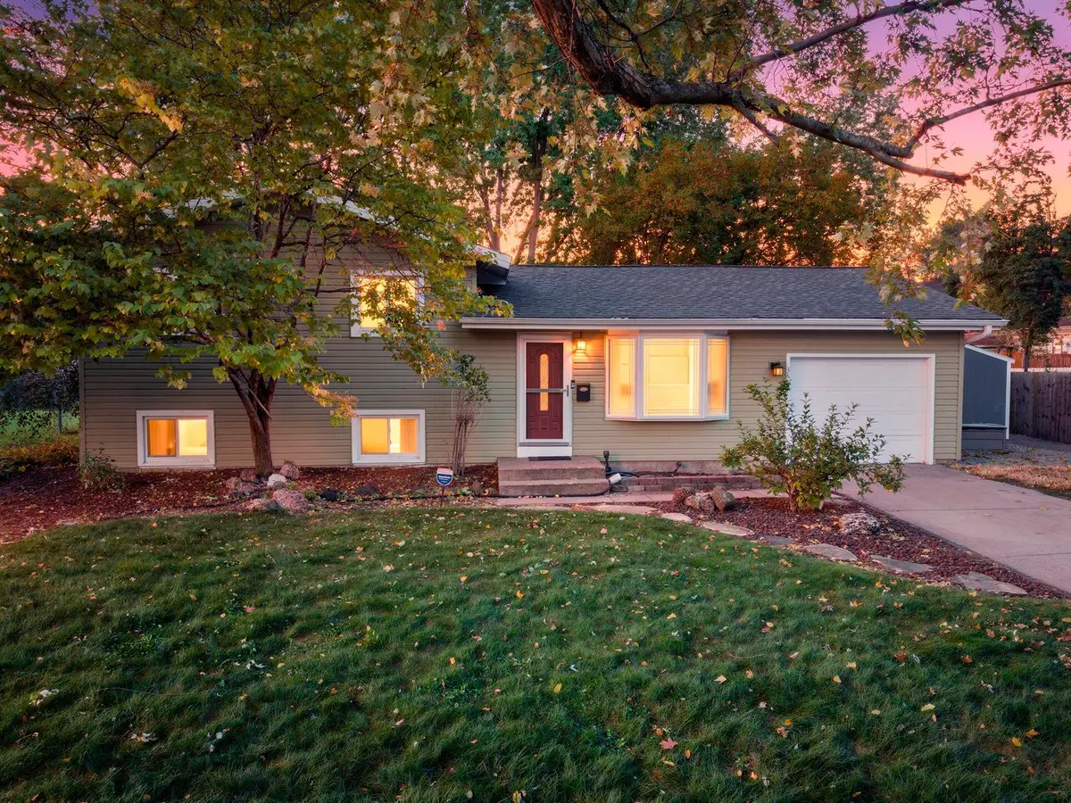 3865 Gettysburg Avenue N, New Hope, MN 55427 - #1
