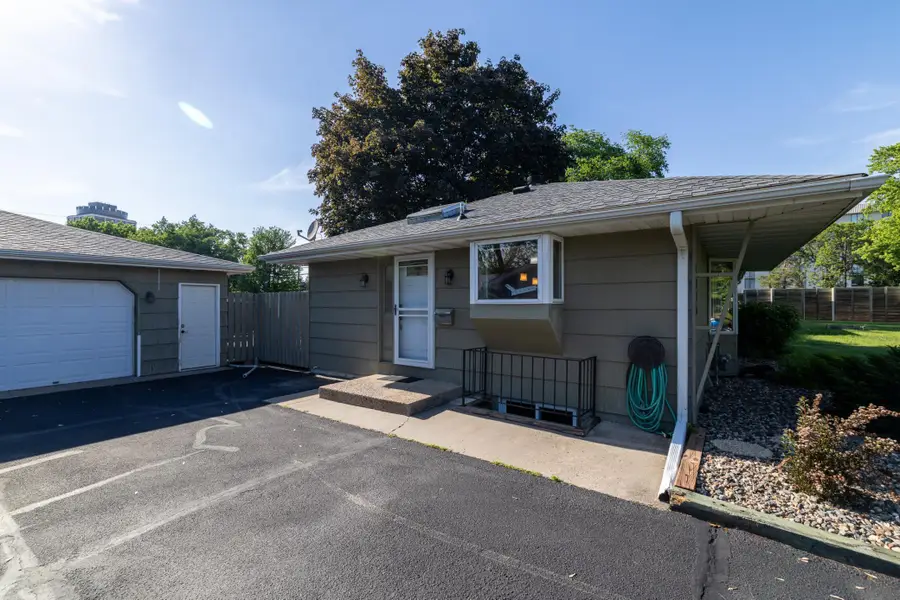 8006 Upton Avenue S, Bloomington, MN 55431 - #2