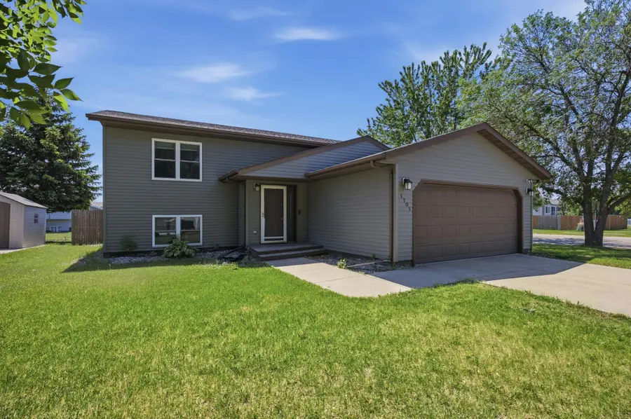 1701 3rd Avenue E, West Fargo, ND 58078 - #2