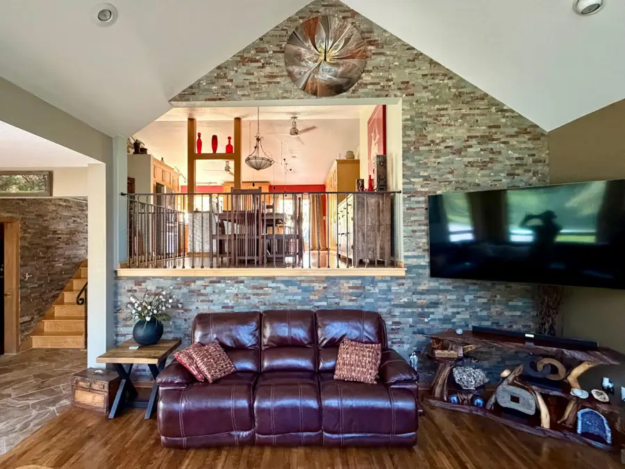 175 6th Lane Ne, Oronoco, MN 55960 - #3
