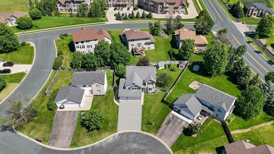 2727 Viola Court, Shakopee, MN 55379 - #2