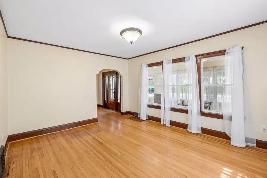 116 Shumway Avenue, Faribault, MN 55021 - #3