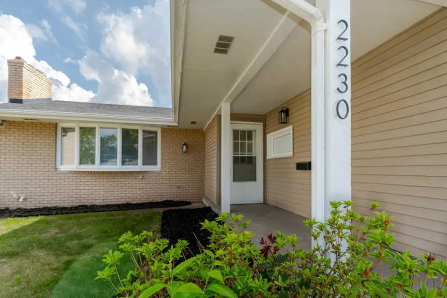 2230 Falcon Avenue, Saint Paul, MN 55119 - #2