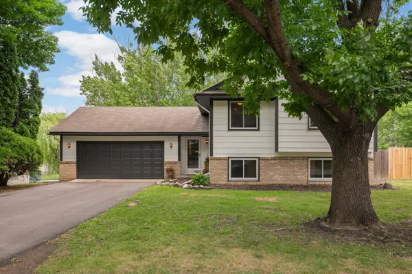 8900 Rosewood Lane N, Maple Grove, MN 55369